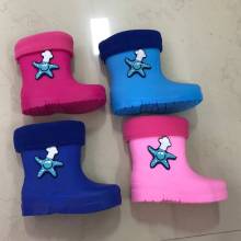  建陽勞保用品銷售公司 主營 各種檔次安全帽 雨鞋