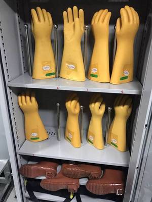 一線動(dòng)態(tài) | 高鐵項(xiàng)目部開展勞保用品專項(xiàng)自查工作